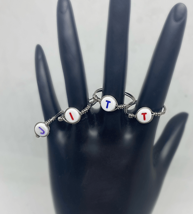 Initiale - argent